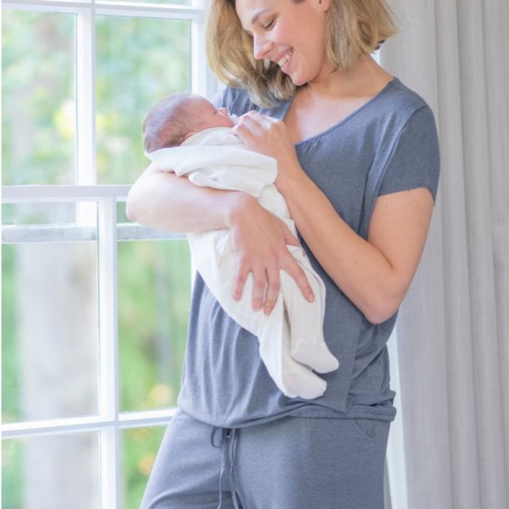 Seraphine maternity and nursing pajamas